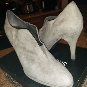 Grey suede boot